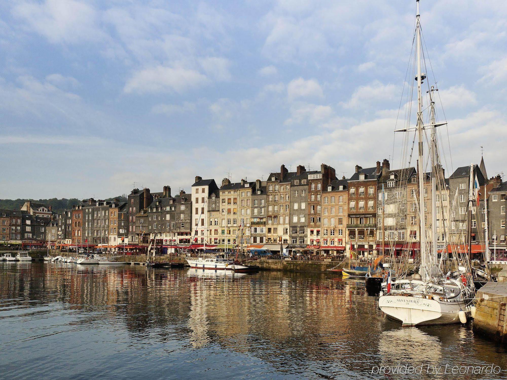 Hotel Ibis Styles Honfleur Centre Historique Exterior foto